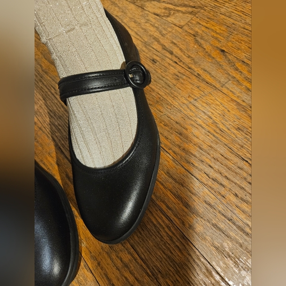 Maguire Black Ballerina Mary Jane - Picture 7 of 7